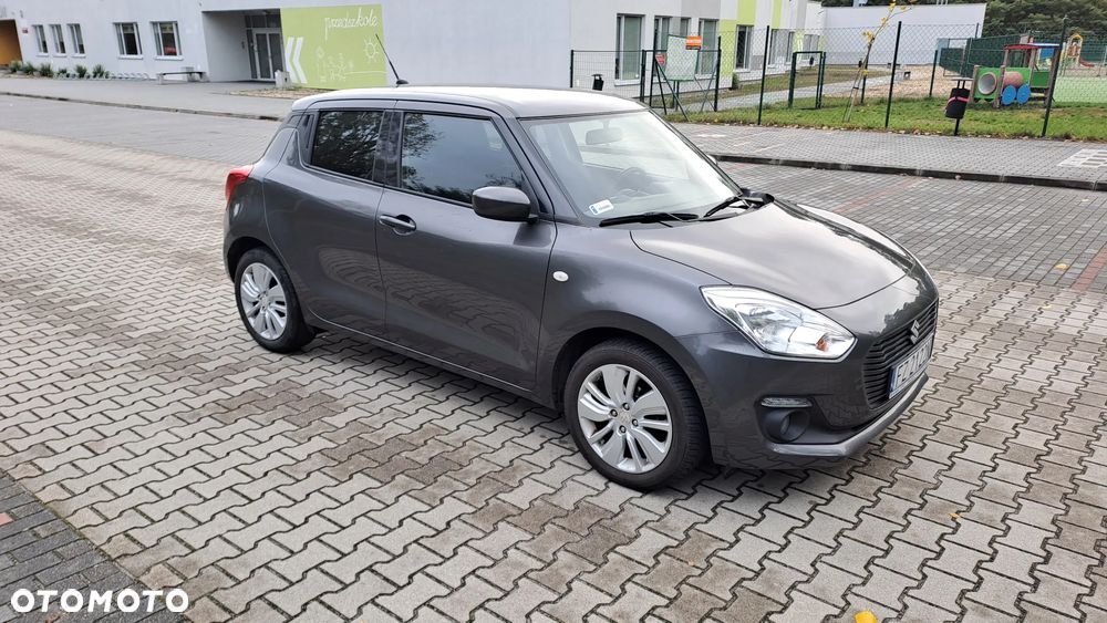 Suzuki Swift 1.2 Premium Plus CVT - 17