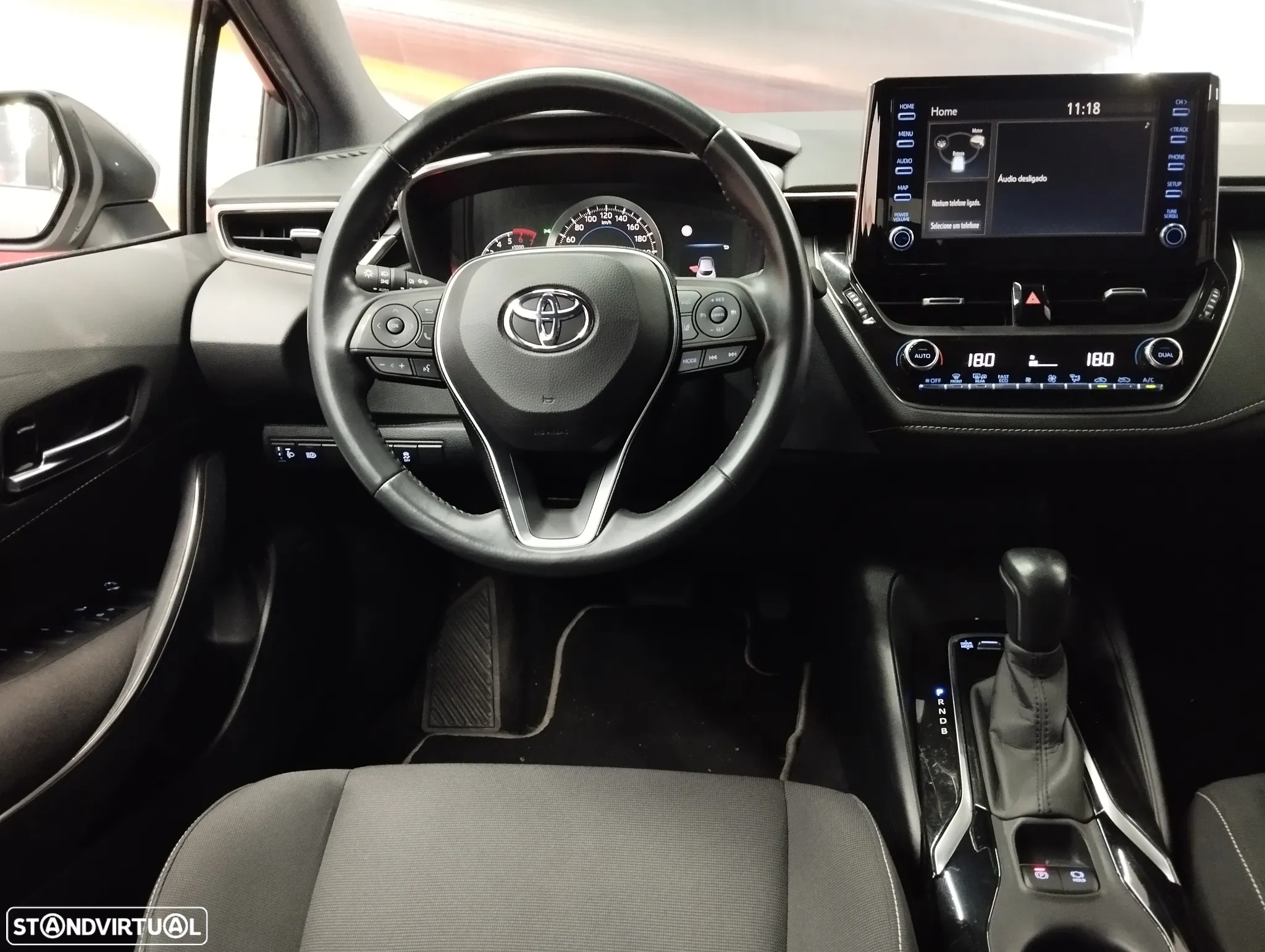 Toyota Corolla 1.8 Hybrid Comfort - 13