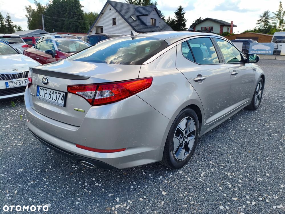 Kia Optima - 12