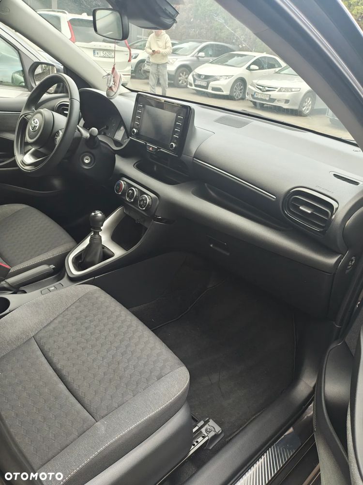 Toyota Yaris 1.5 Comfort - 12