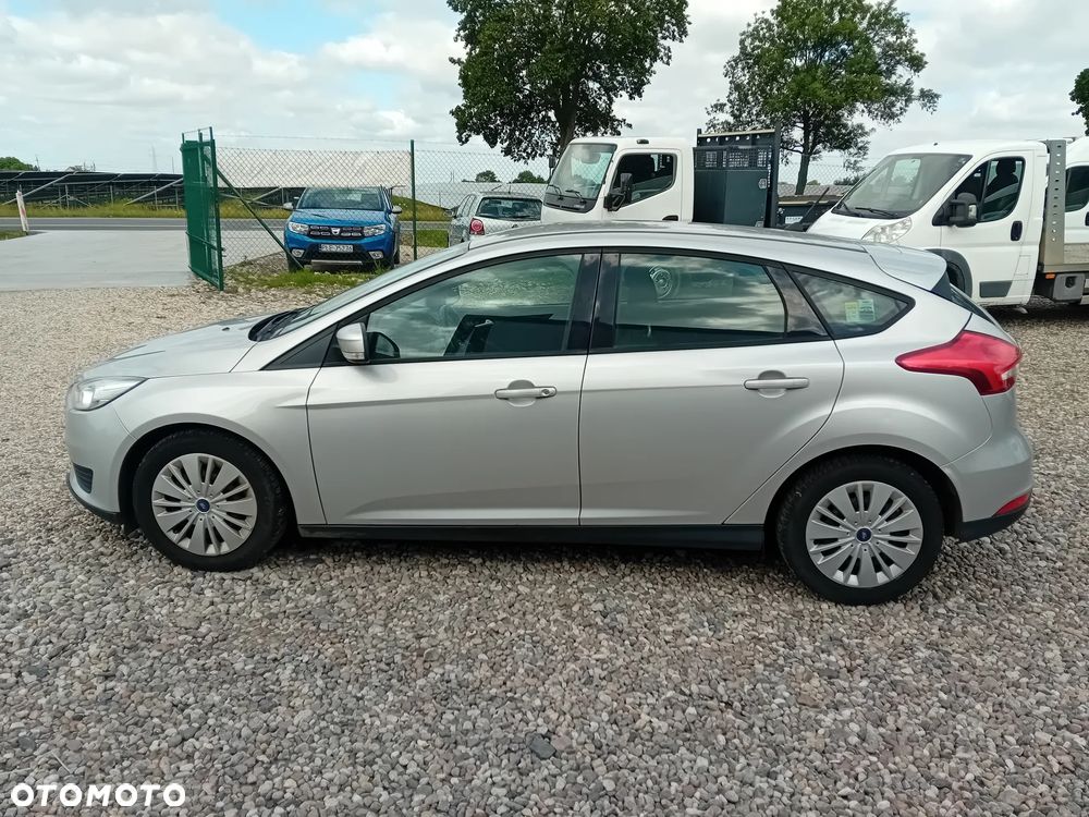 Ford Focus - 8
