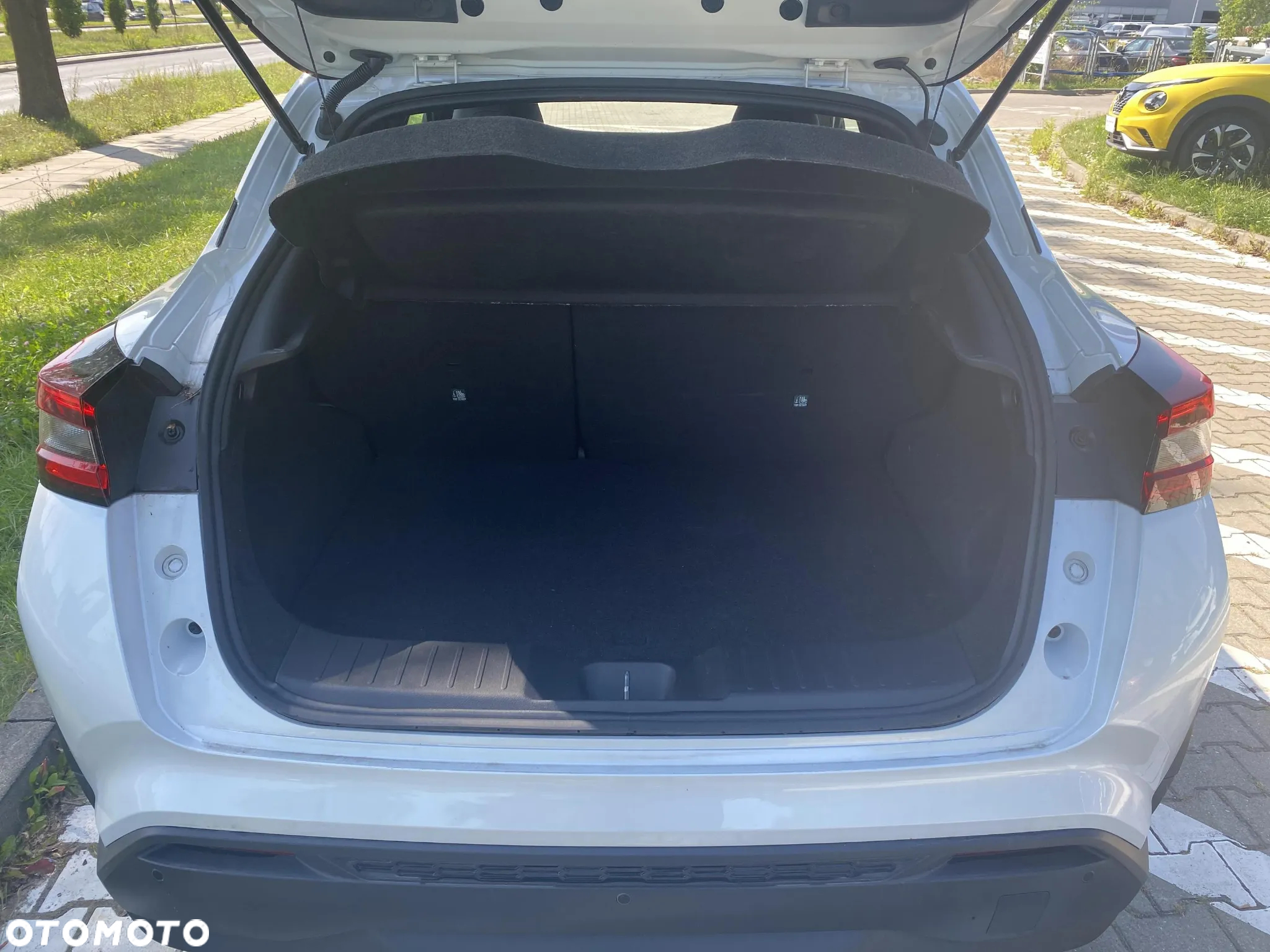 Nissan Juke 1.6 Hybrid N-Connecta AMT - 25