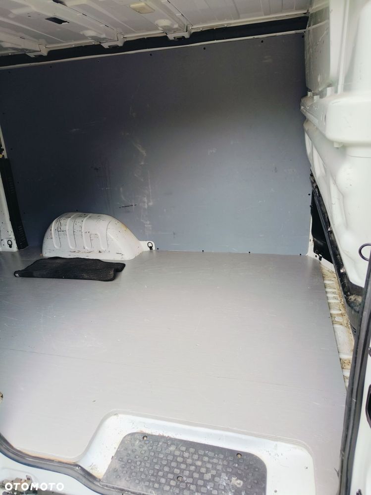 Renault Trafic - 9