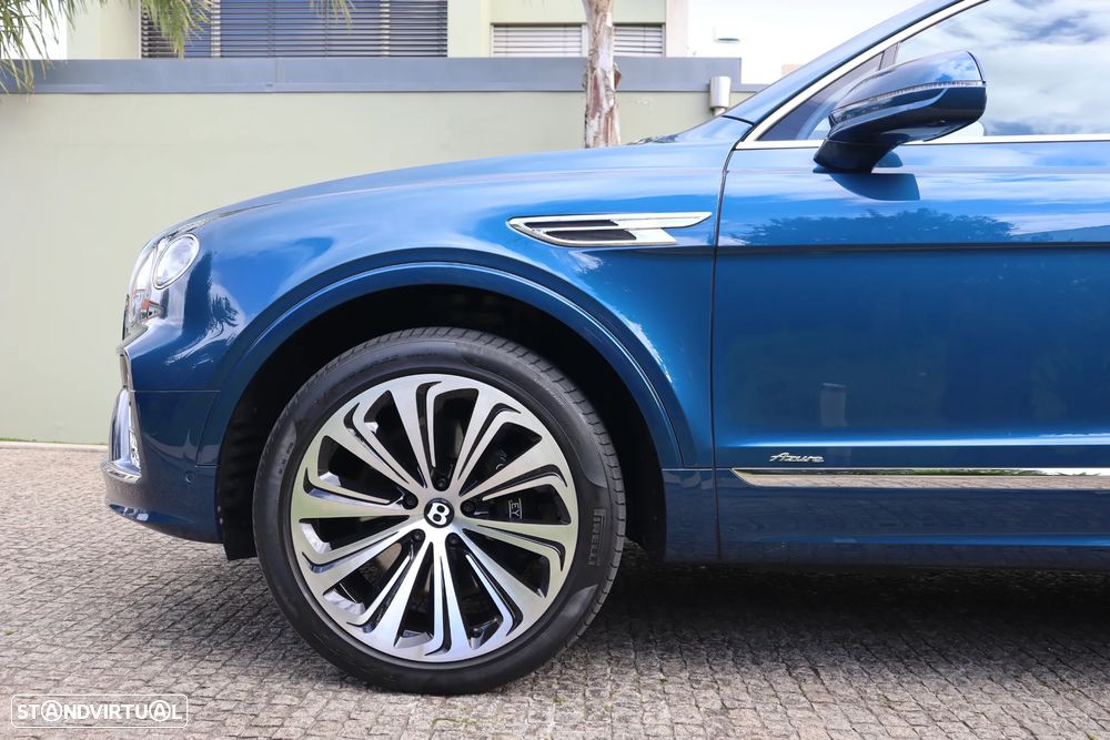 Bentley Bentayga V8 Azure - 12