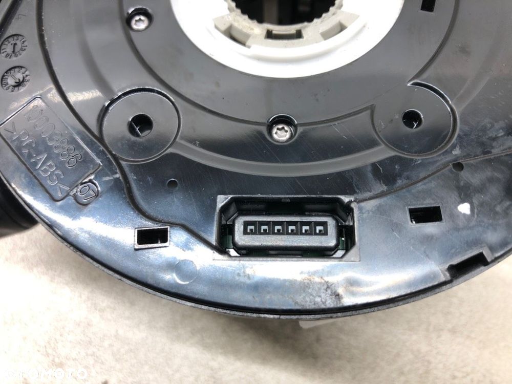 PRZEŁĄCZNIK KIERUNKOWSKAZÓW  MASERATI QUATTROPORTE VI 2012 - 2022 3.0 S Q4 302 kW [411 KM] - 6