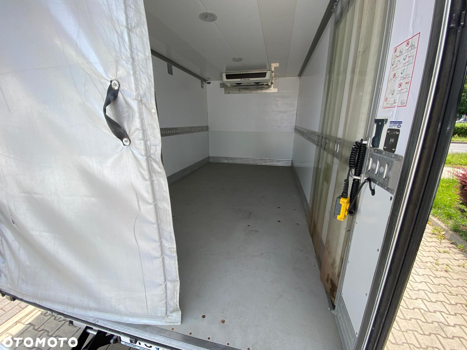Iveco DAILY 35-160 HI-MATIC CHŁODNIA 8EP THERMO KING V300 MAX WINDA ZEPRO - 31