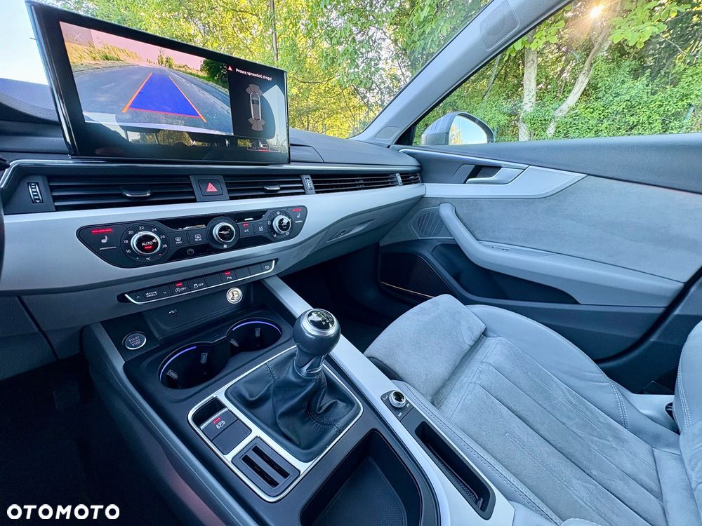 Audi A4 Avant 35 TFSI design - 28