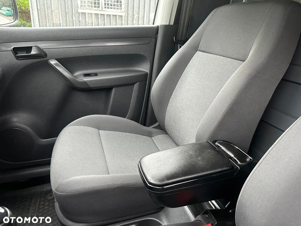 Volkswagen Caddy - 17