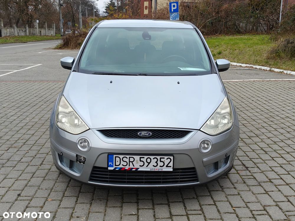 Ford S-Max 2.0 TDCi DPF Ambiente - 11