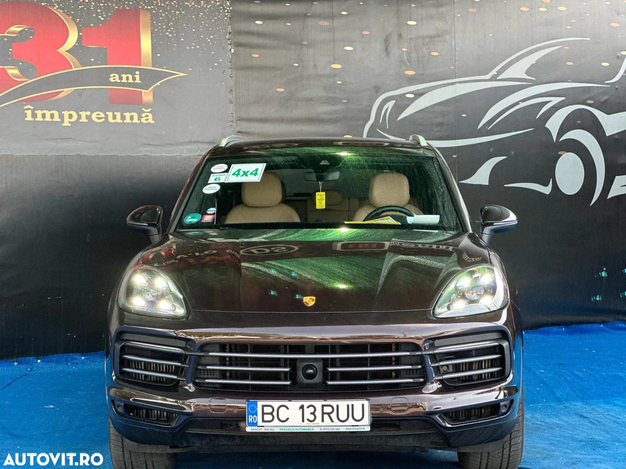 Porsche Cayenne S - 16