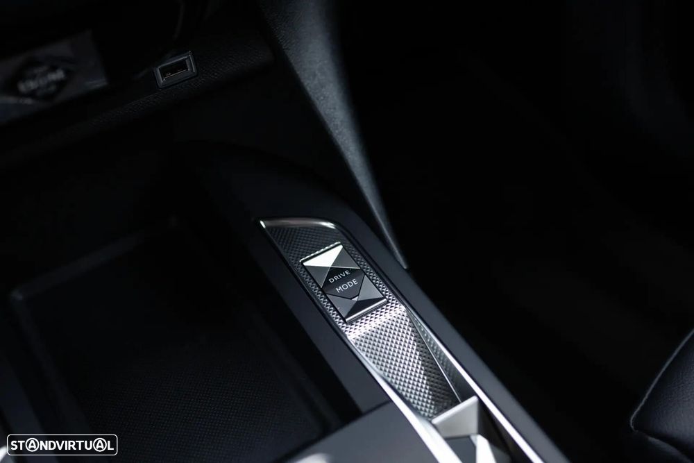 DS DS3 Crossback E-Tense Performance Line - 26