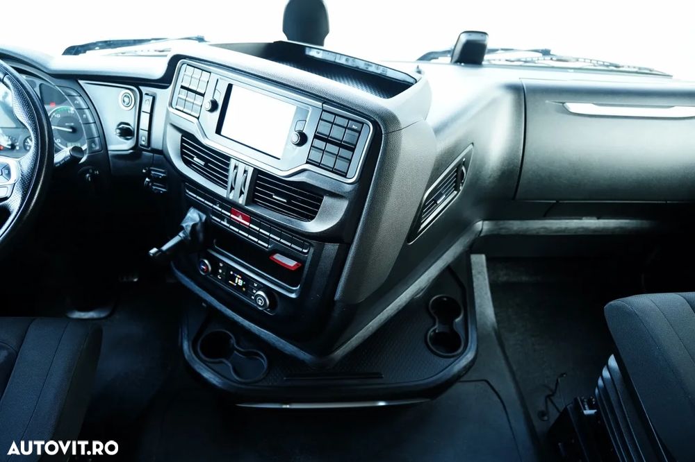 Iveco S-WAY / 510 / RETARDER / I-PARK COOL / - 31