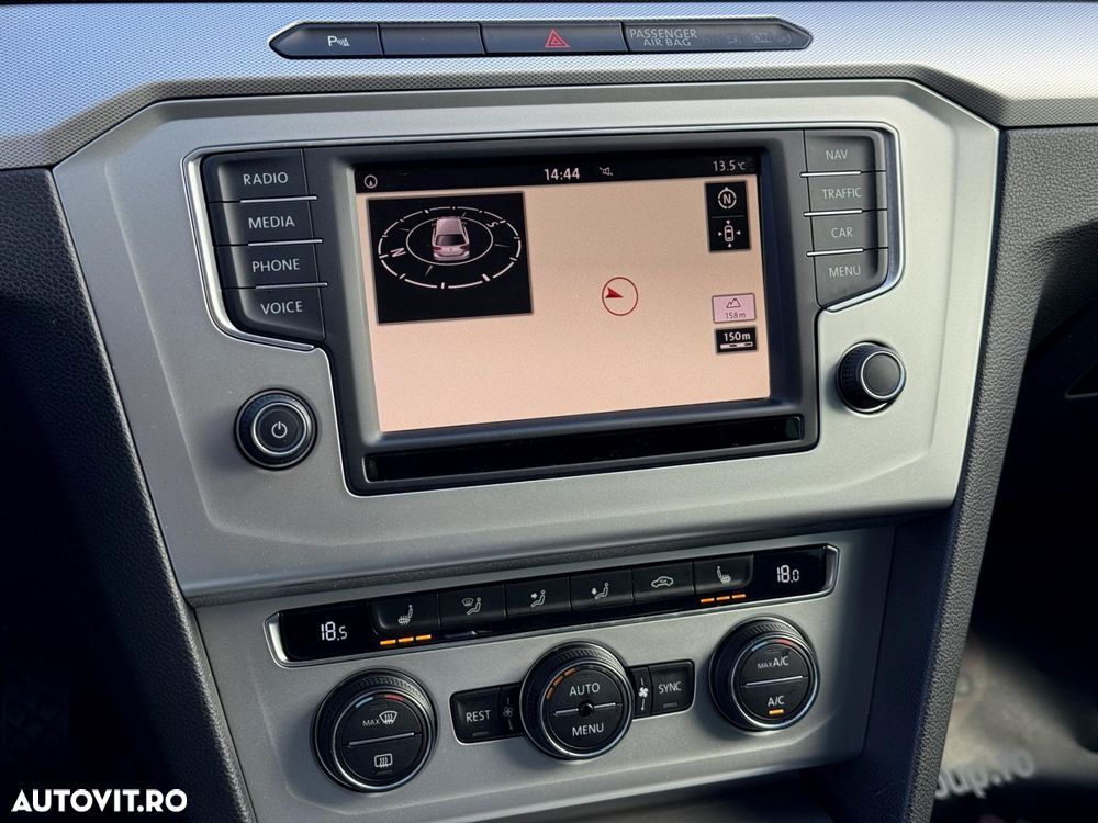 Volkswagen Passat - 10