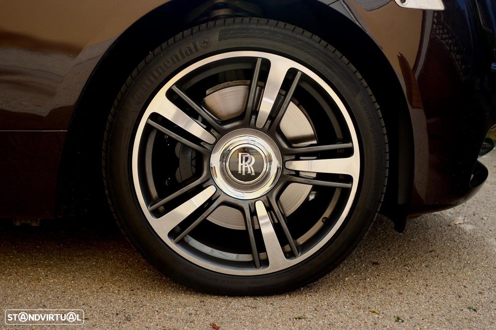 Rolls Royce Wraith 6.6 Twin-Turbo V12 - 15