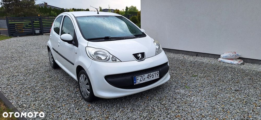 Peugeot 107 1.0 Trendy 2-Tronic - 3