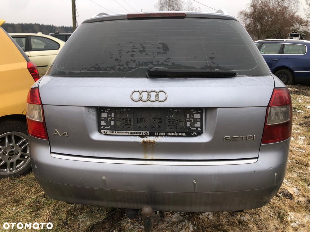 AUDI A4 B6    zderzak tylny kombi pdc srebrny ly7h - 1