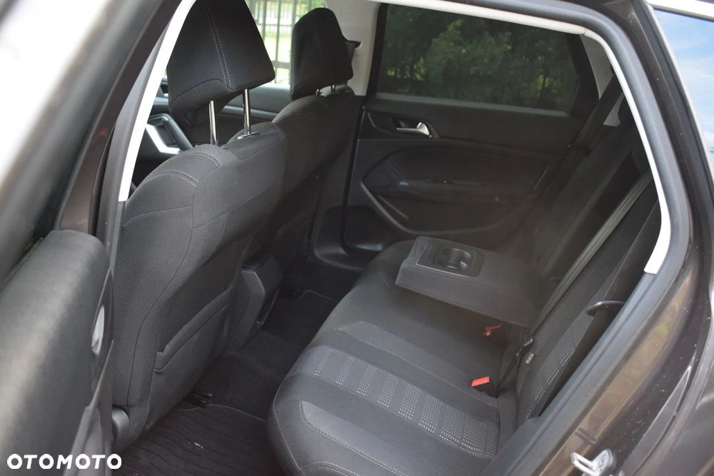 Peugeot 308 1.2 PureTech Allure S&S - 13