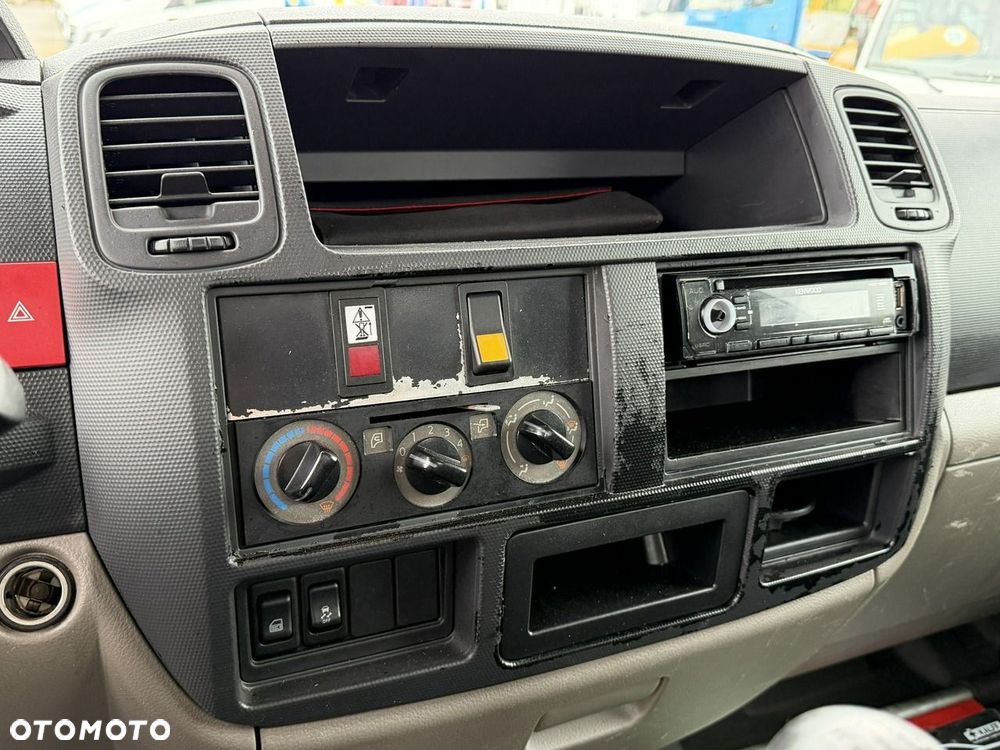 Nissan Cabstar - 22