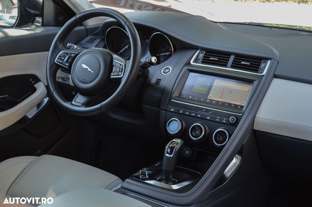 Jaguar E-Pace P200 AWD S - 6