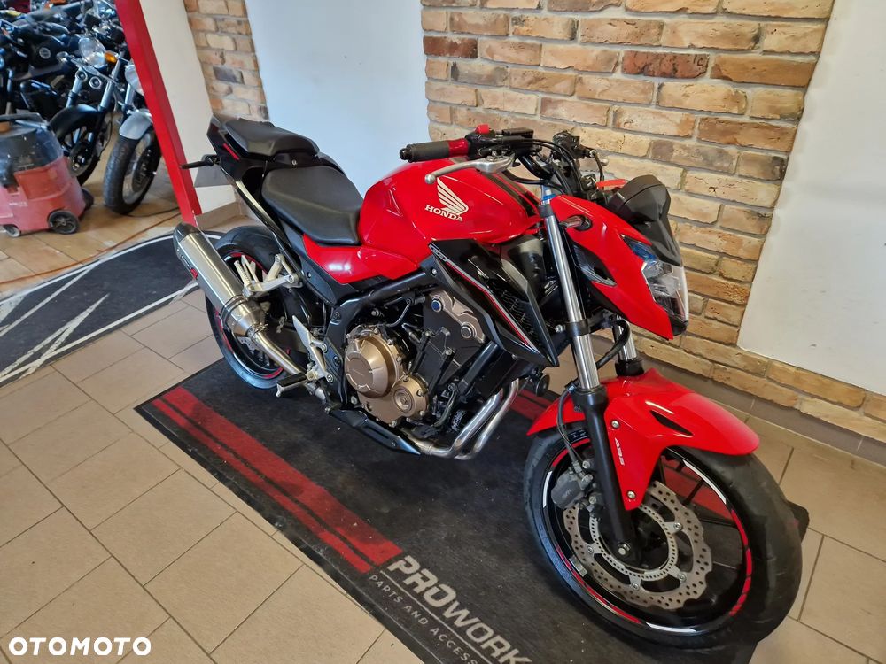 Honda CB - 1