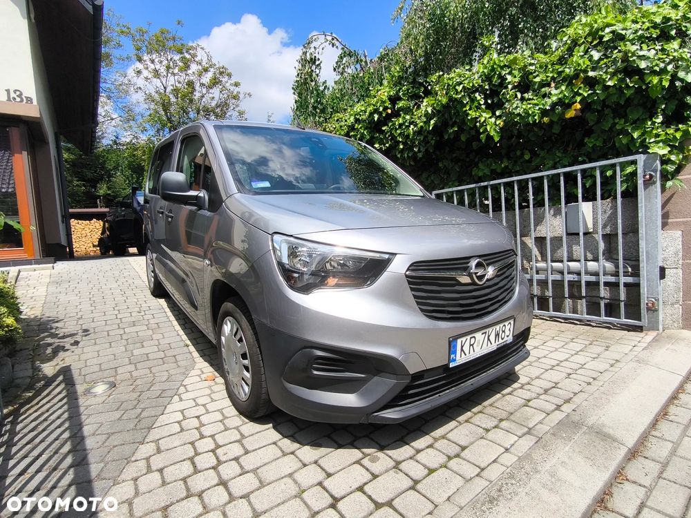 Opel Combo 1.5 CDTI Essentia S&S - 2
