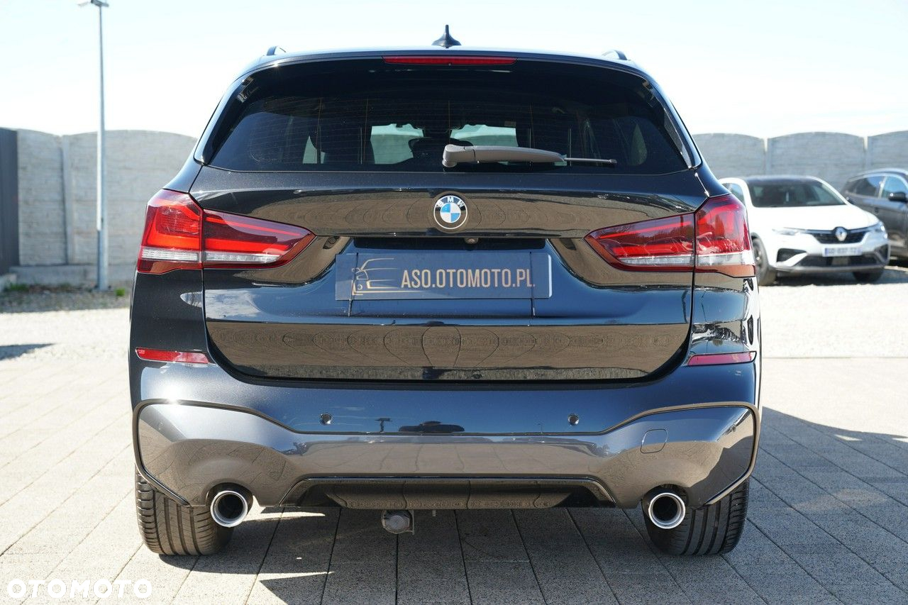 BMW X1 - 10