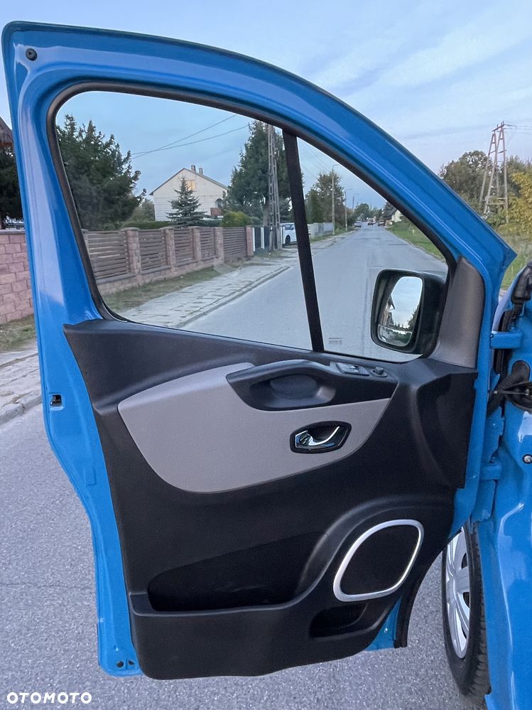 Renault Trafic - 20
