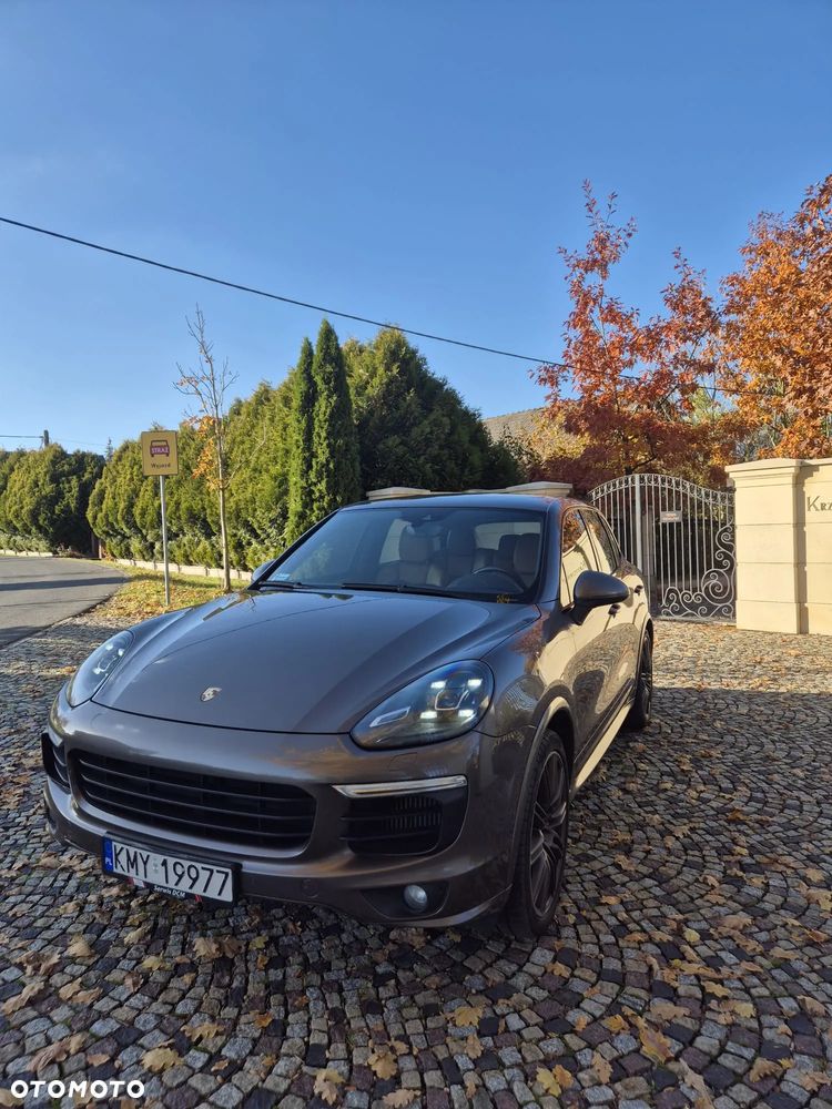 Porsche Cayenne - 7