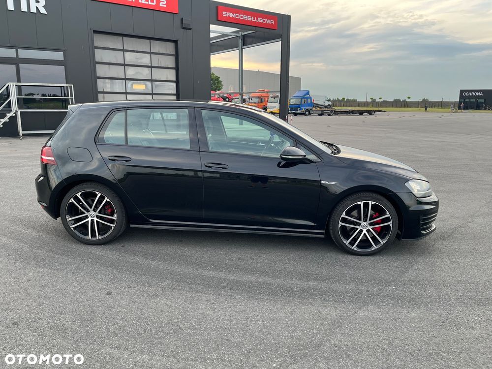 Volkswagen Golf VII 2.0 TDI BMT GTD - 6