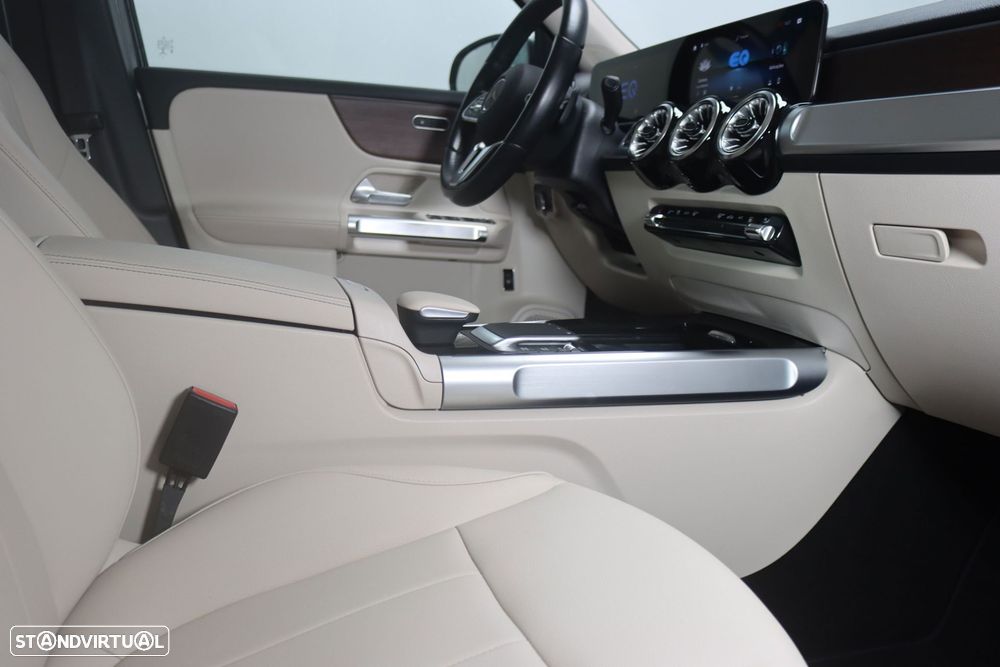 Mercedes-Benz EQB 300 4Matic - 18