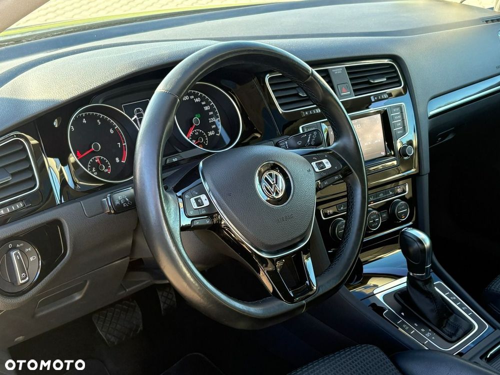 Volkswagen Golf 1.4 TSI BMT Highline - 19