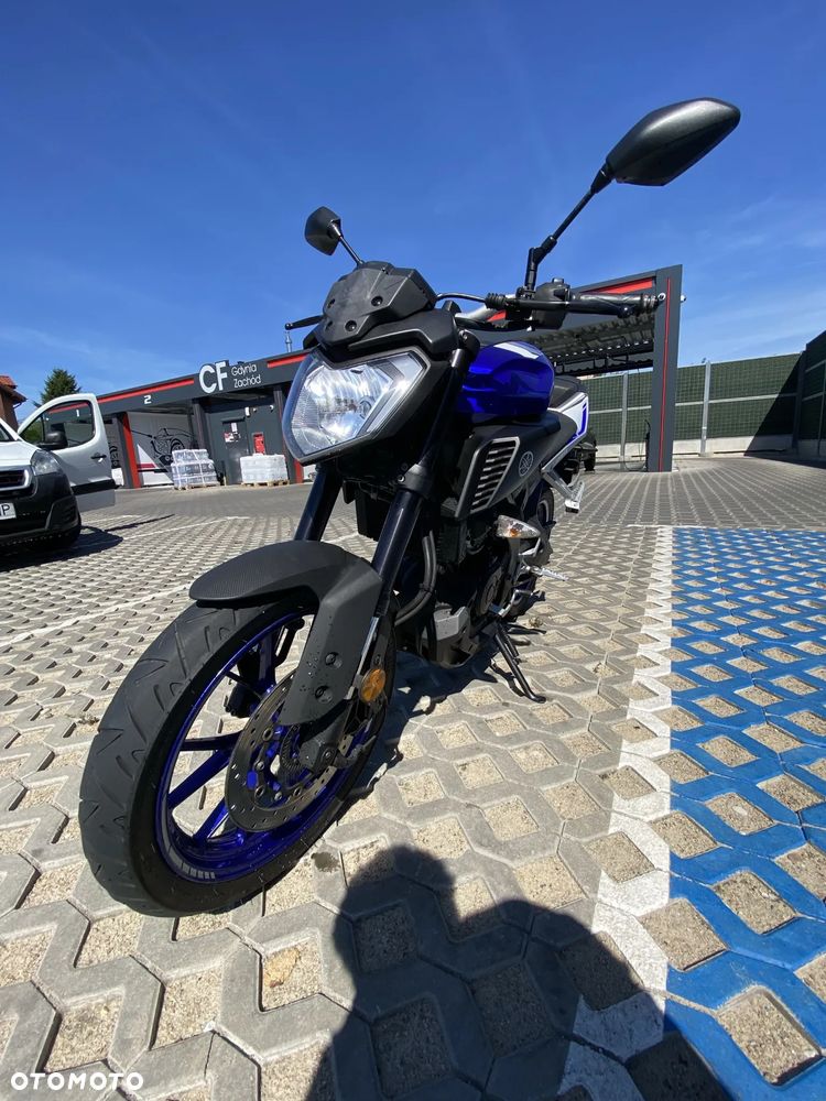 Yamaha MT - 5