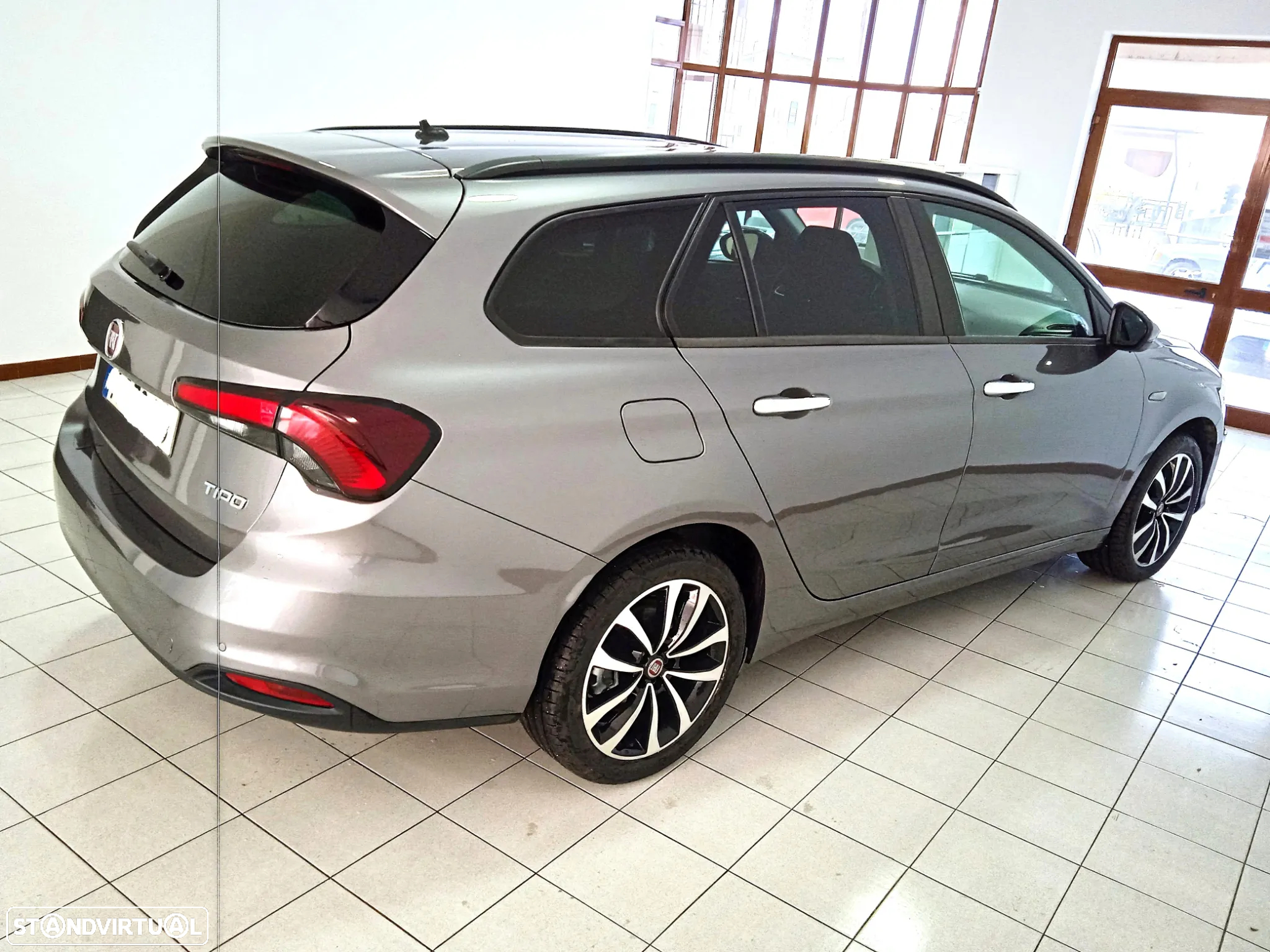 Fiat Tipo Station Wagon 1.3 M-Jet Lounge J17 - 12
