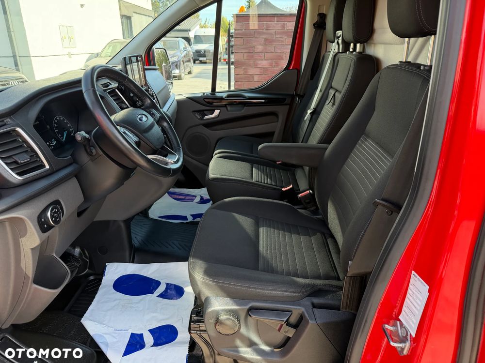 Ford TRANSIT CUSTOM - 8