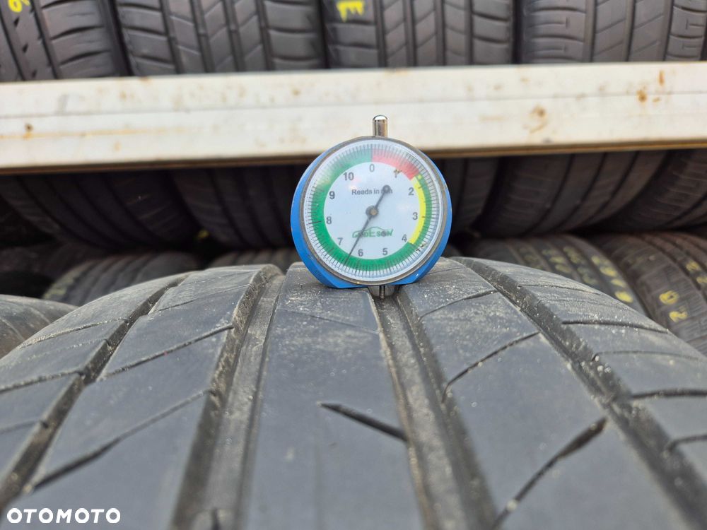 Kumho Ecsta HS52 235/55r17 103W Wzmocnienie XL Rant 2022r 6,5mm N4845 - 8