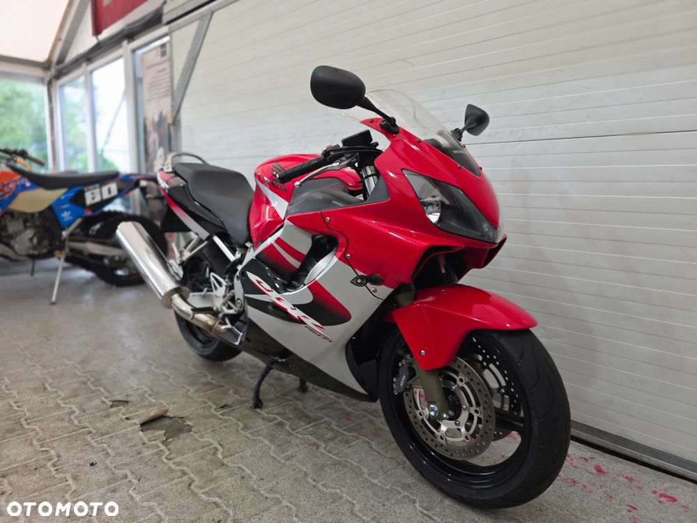 Honda CBR - 5