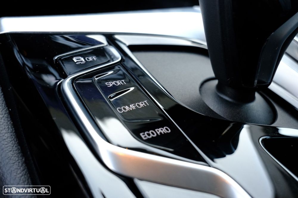 BMW 520 d Auto - 32