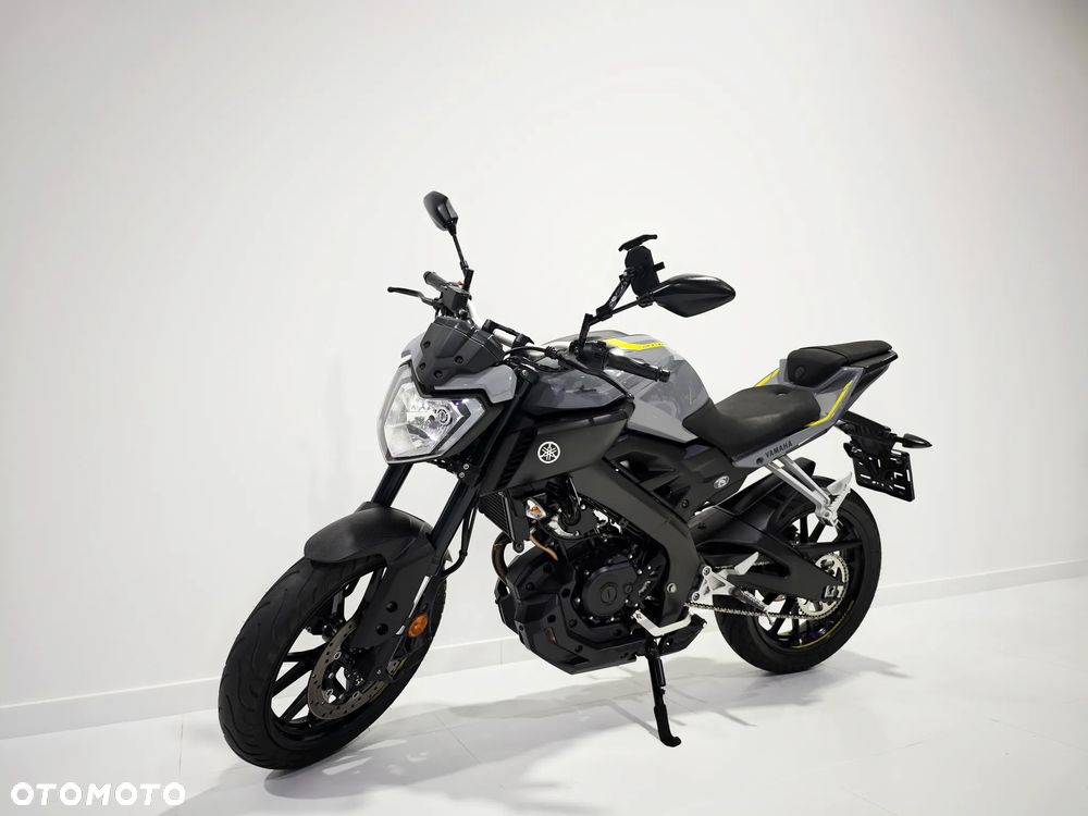Yamaha MT - 16