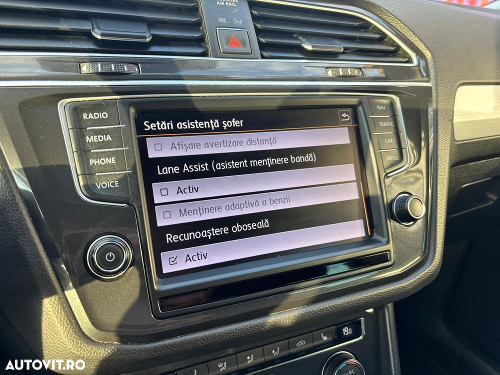 Volkswagen Tiguan 2.0 TDI SCR 4MOTION BlueMotion Technology Comfortline - 22