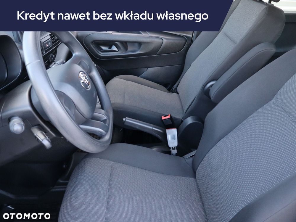 Toyota Proace City - 11
