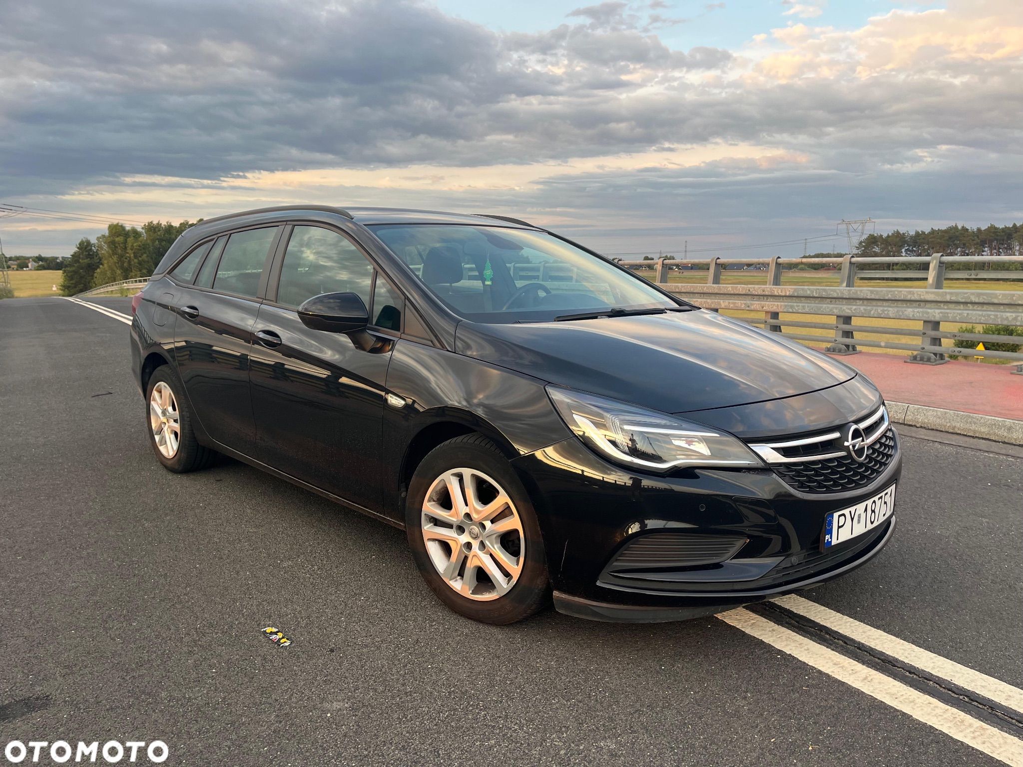 Opel Astra 1.6 D (CDTI) Start/Stop Sports Tourer Edition - 1