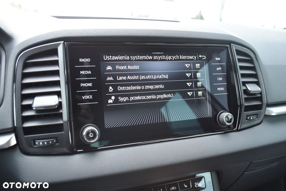 Skoda Karoq 1.5 TSI ACT Selection DSG - 21