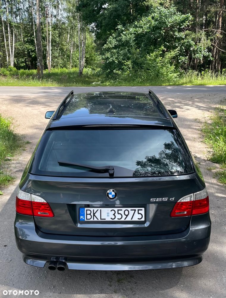 BMW Seria 5 525d - 2