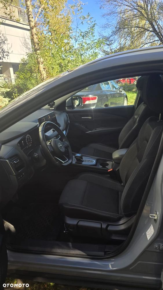 Nissan Qashqai 1.3 DIG-T N-Connecta DCT - 8