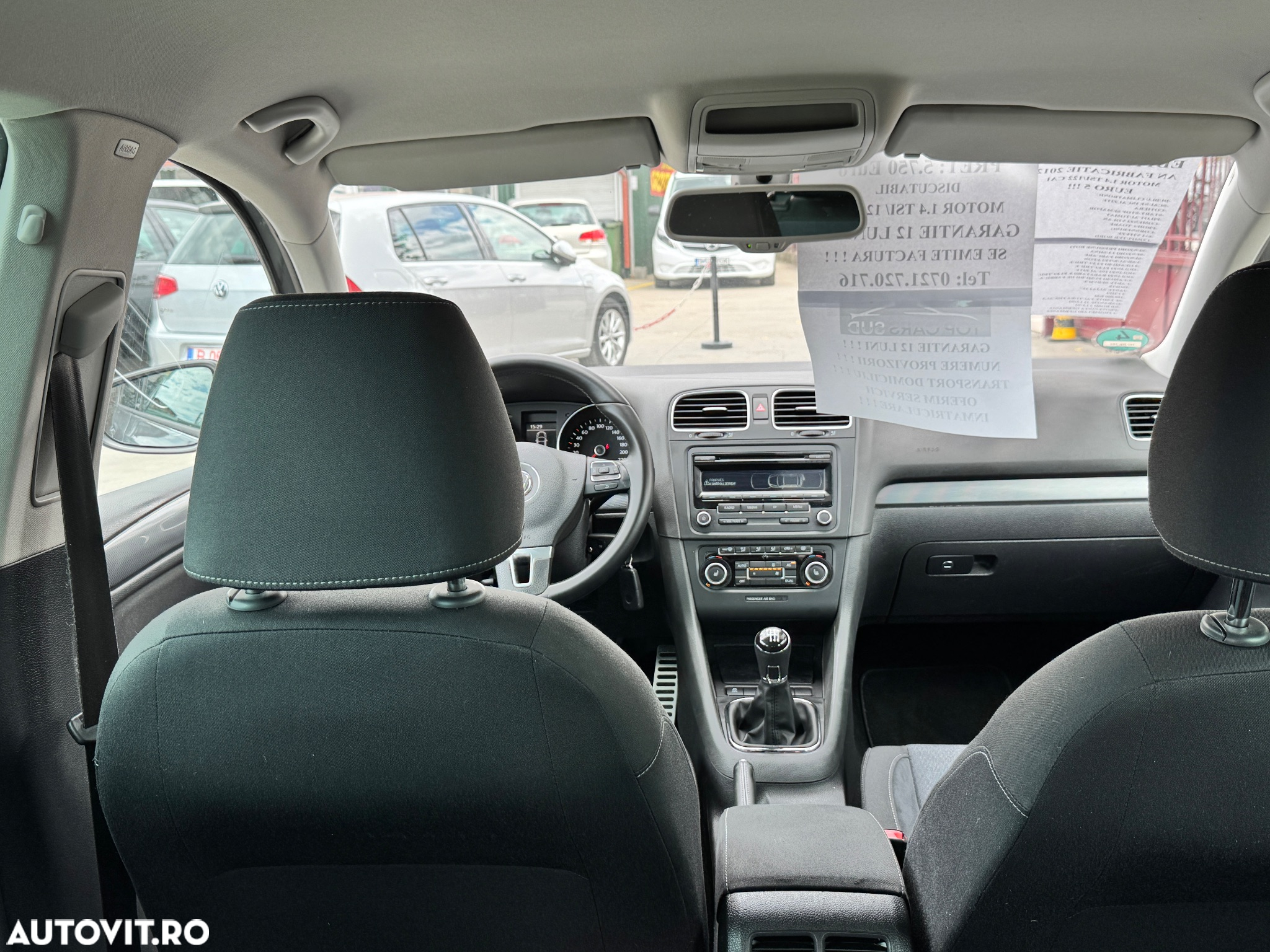 Volkswagen Golf - 11