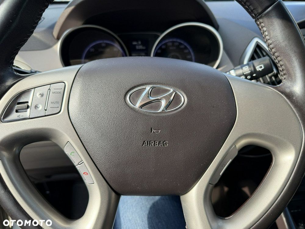 Hyundai ix35 - 12