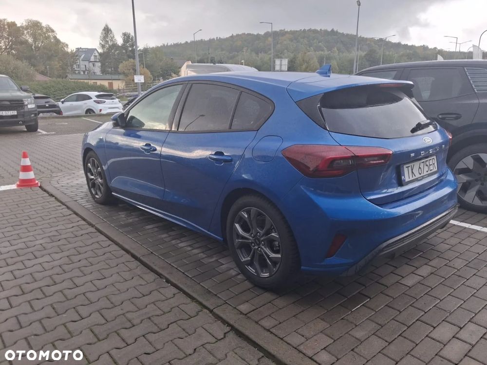 Ford Focus 1.0 EcoBoost mHEV ST-Line X - 2