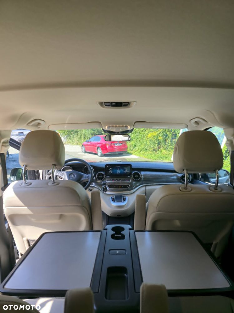 Mercedes-Benz Klasa V 300 d 4-Matic Avantgarde 9G-Tronic (d³ugi) - 13