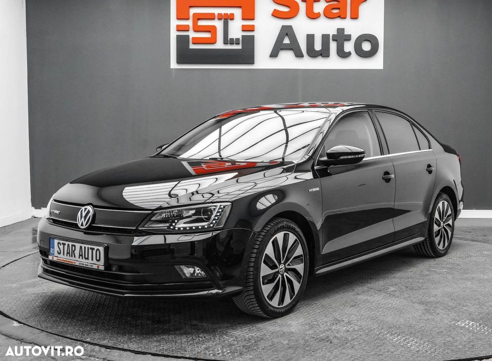 Volkswagen Jetta - 2