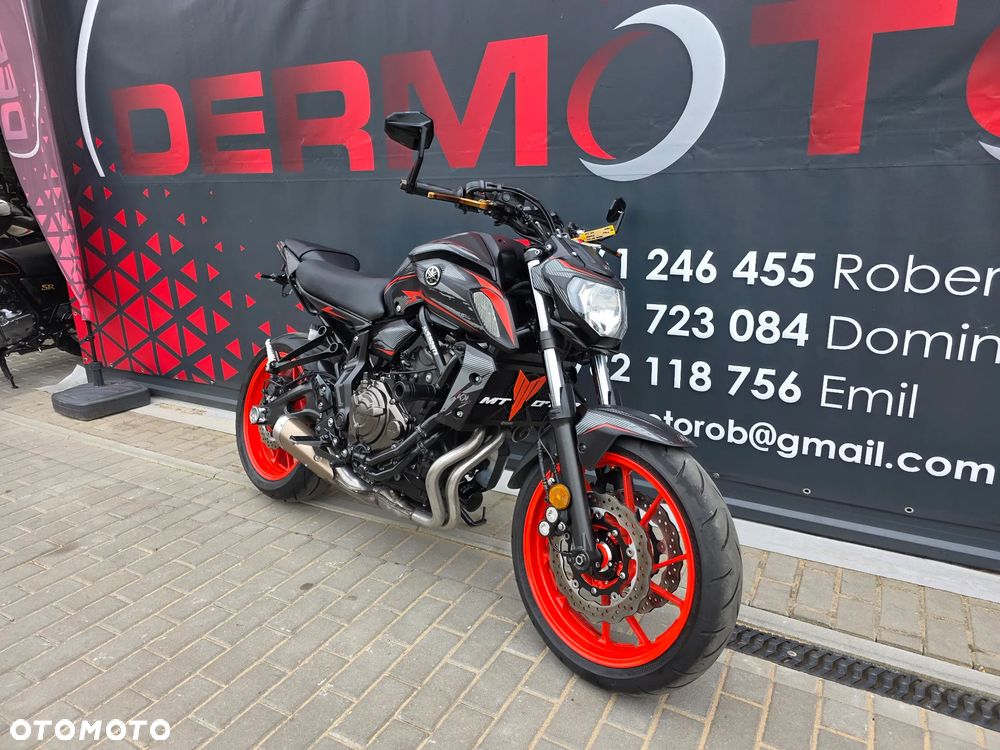 Yamaha MT - 2